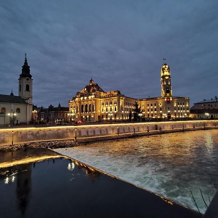 Apartamento Spiegel Center Oradea Exterior foto